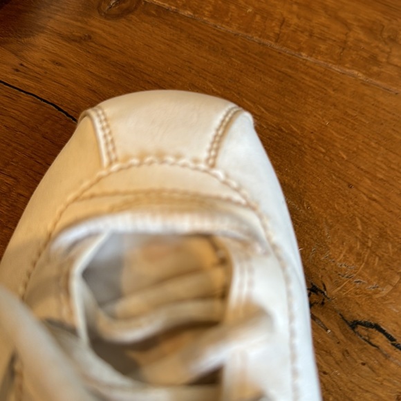 Nike 5Y White leather w/ red swoosh vintage design - Picture 5 of 5